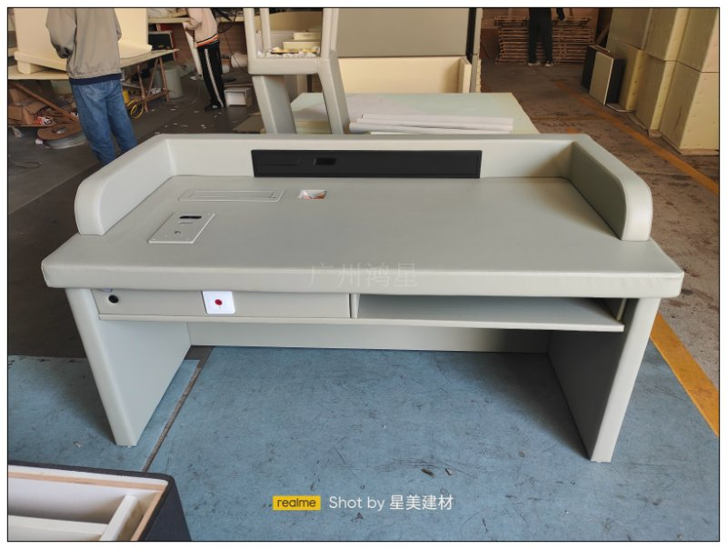 公檢法紀(jì)委留置談話(huà)室防撞多功能辦公桌