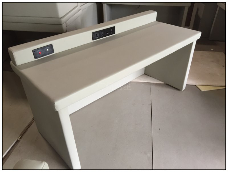 紀委留置談話室防撞多功能桌子